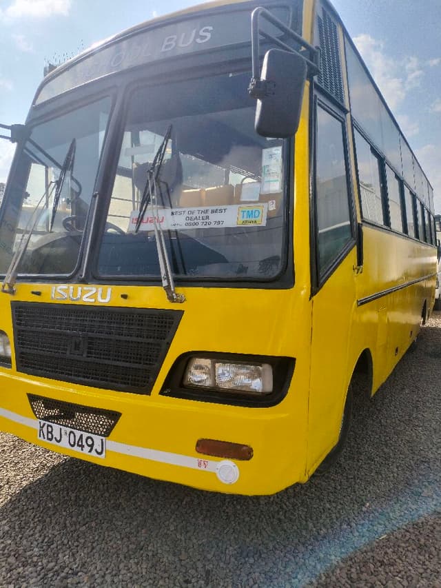 ISUZU School Bus 